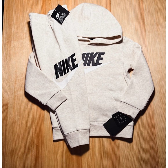 Nike Boys Pullover Joggers Set - Picture 8 of 9